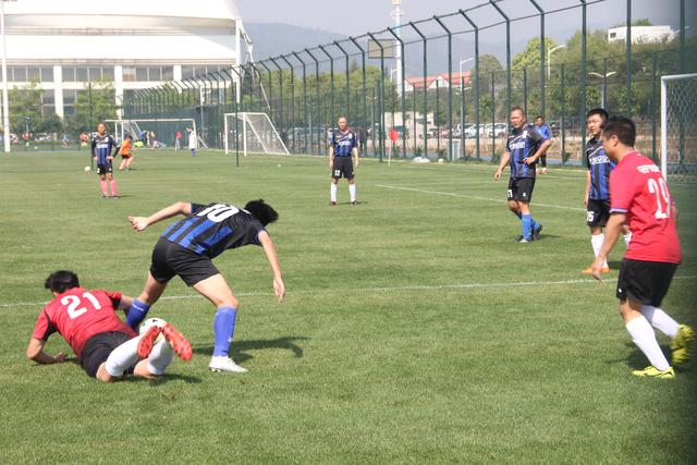 收官日汇总：湖人力克鹈鹕 太阳擒森林狼锁第6